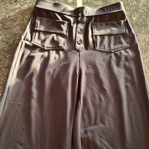 TikTok Viral Halara pant. Black.